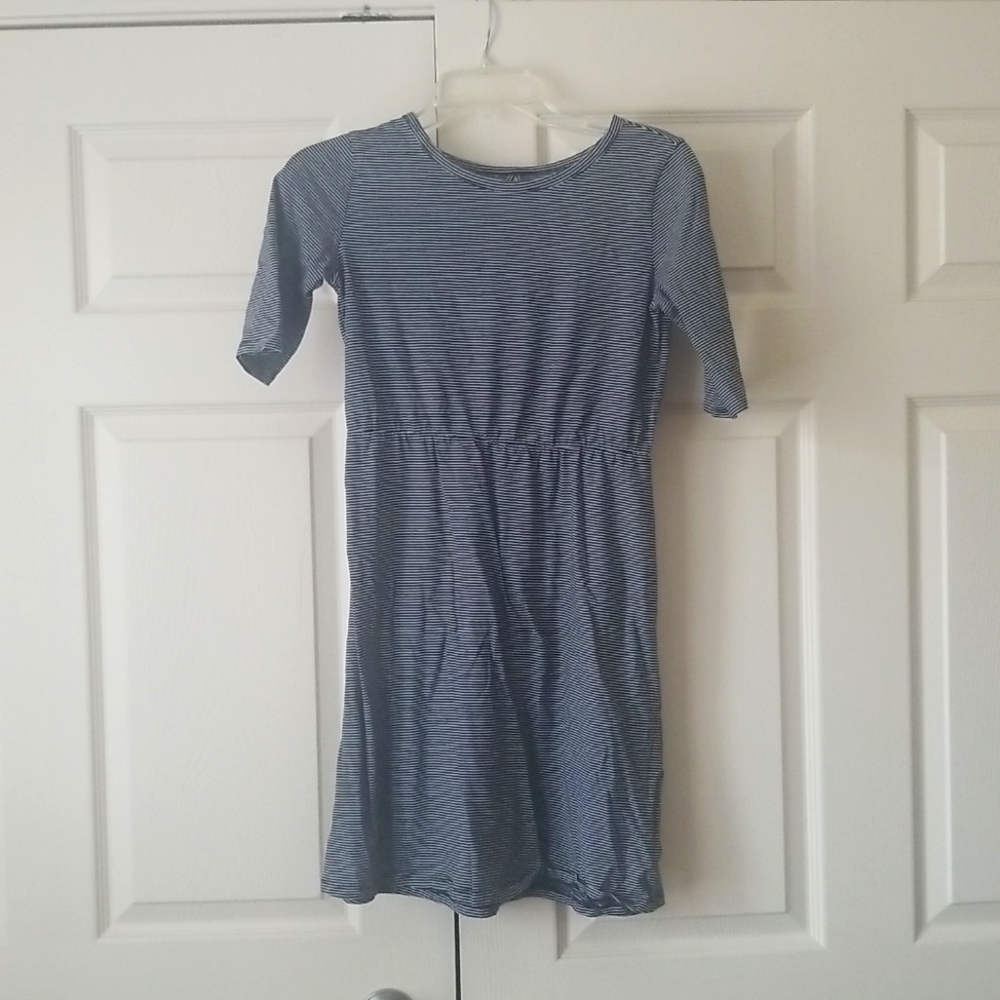 Girls size 14(XL) Old Navy Black and white stripe dress